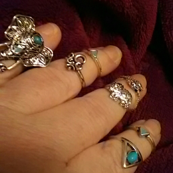 7 Ring Set - Picture 2 of 3